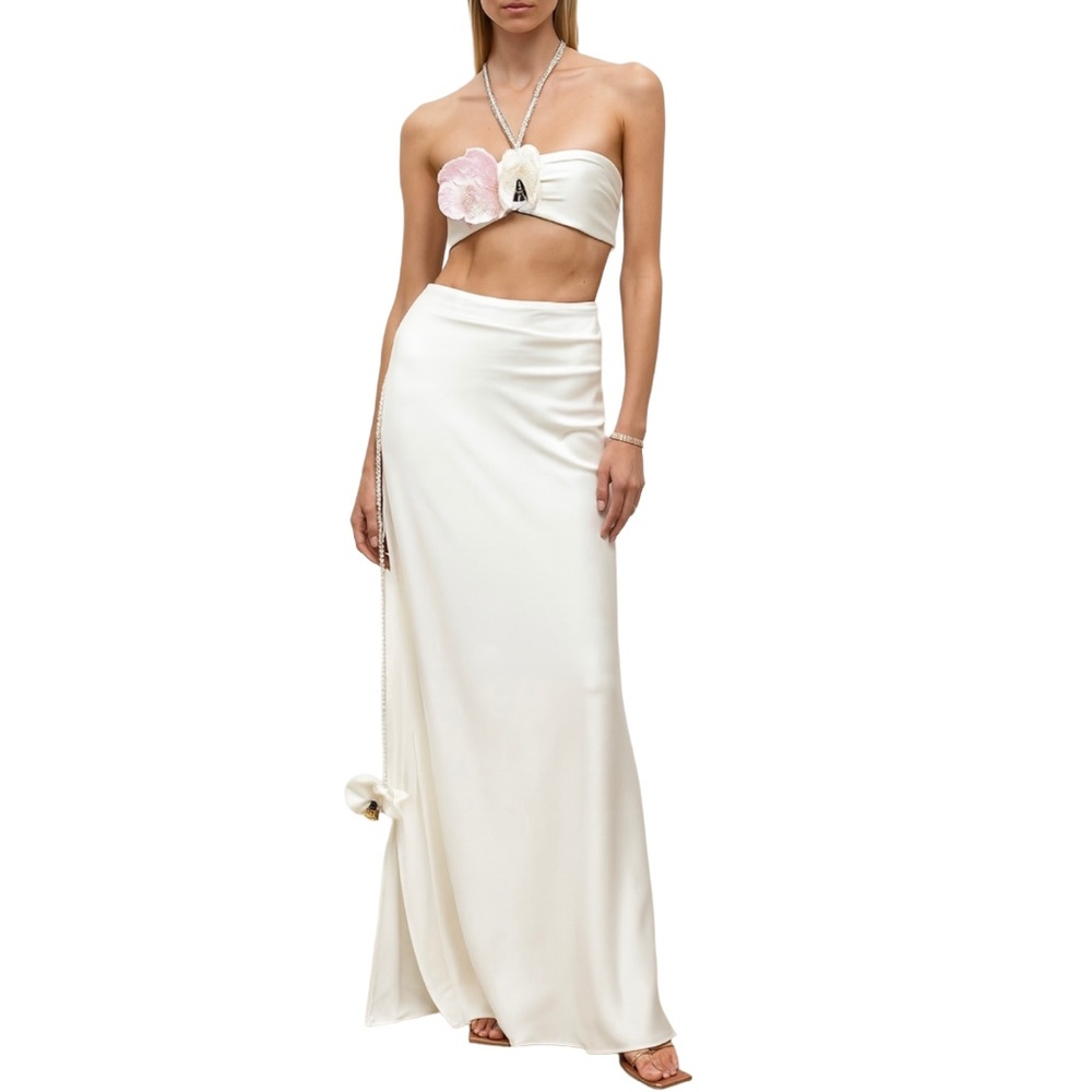 Elegant White Skirt Set